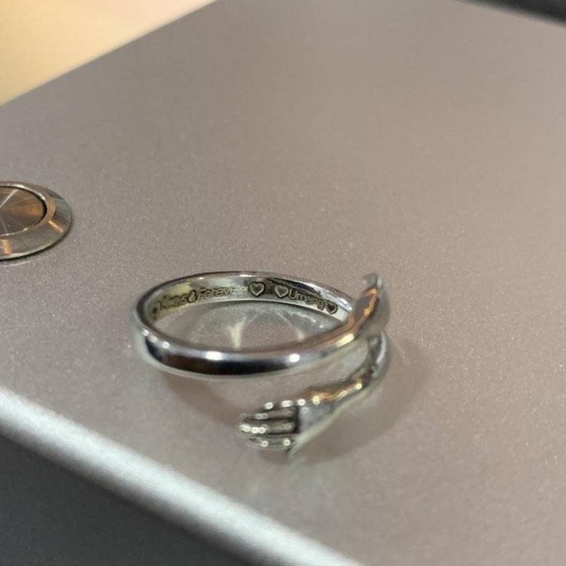 Silver Hug Ring - Silver Box Original
