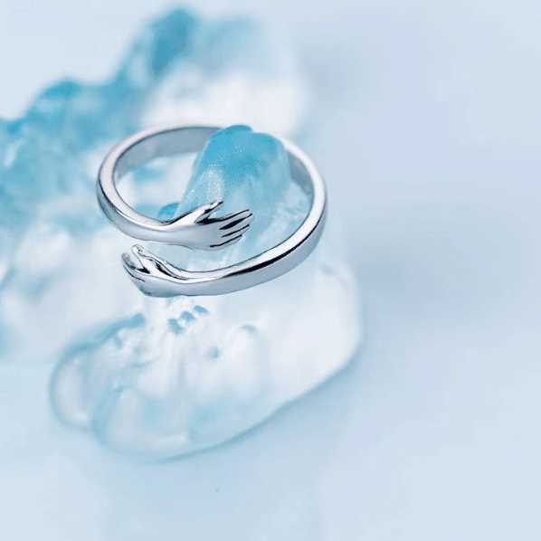 Silver Box Original Silver Hug Ring - Silver Box Original