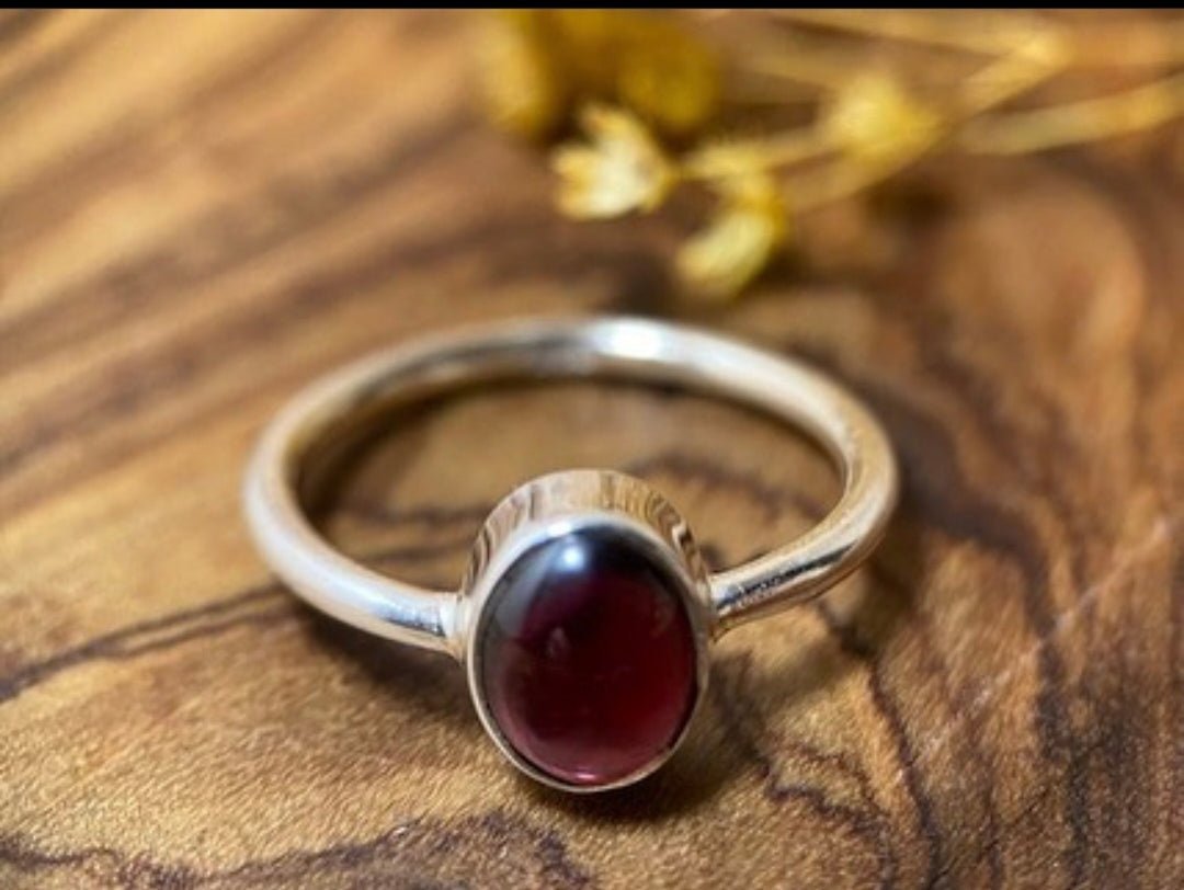Silver Ring with red garnet - Silver Box Original